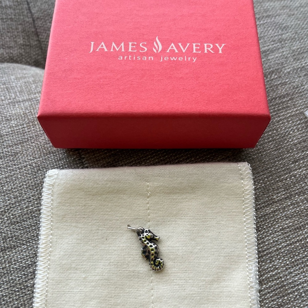 James Avery *Retired* Seahorse charm